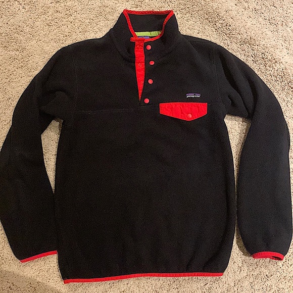 Patagonia Women's Lightweight Synchilla® Snap-T® Fleece Pullover - Picture 1 of 3